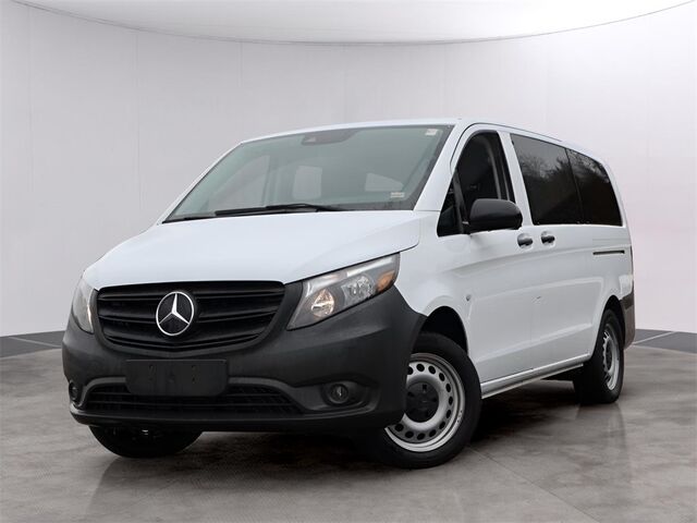 2023 Mercedes-Benz Metris Passenger Oshkosh WI
