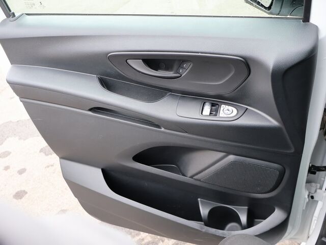 2023 Mercedes-Benz Metris Passenger Oshkosh WI