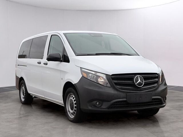 2023 Mercedes-Benz Metris Passenger Oshkosh WI