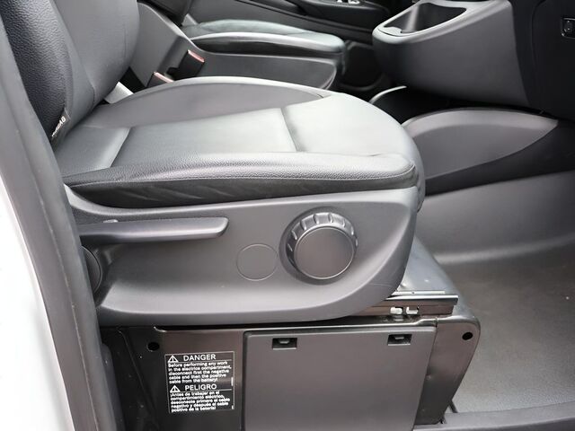 2023 Mercedes-Benz Metris Passenger Oshkosh WI