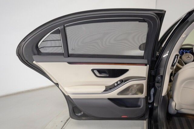 2023 Mercedes-Benz S-Class S 500 4MATIC ($123,780 MSRP) *AMG LINE* *NIGHT PACKAGE* *27K MILES* *WARRANTY* San Diego CA
