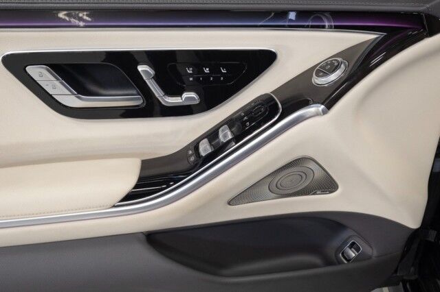 2023 Mercedes-Benz S-Class S 500 4MATIC ($123,780 MSRP) *AMG LINE* *NIGHT PACKAGE* *27K MILES* *WARRANTY* San Diego CA