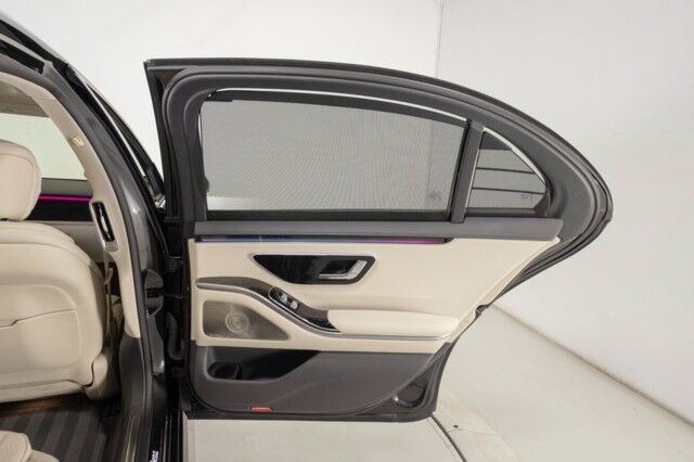 2023 Mercedes-Benz S-Class S 500 4MATIC ($123,780 MSRP) *AMG LINE* *NIGHT PACKAGE* *27K MILES* *WARRANTY* San Diego CA