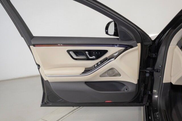 2023 Mercedes-Benz S-Class S 500 4MATIC ($123,780 MSRP) *AMG LINE* *NIGHT PKG* *27K MILES* *WARRANTY* San Diego CA
