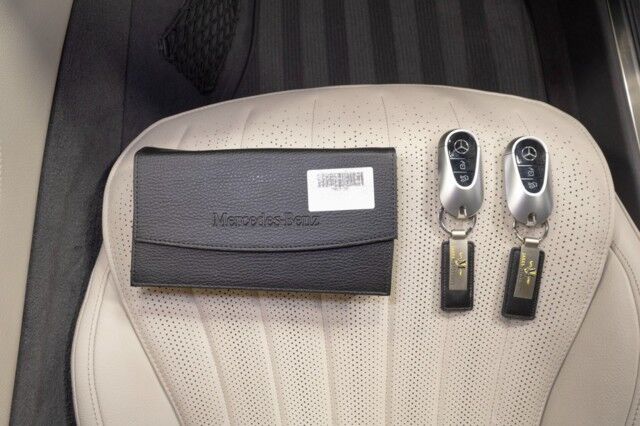 2023 Mercedes-Benz S-Class S 500 4MATIC ($123,780 MSRP) *AMG LINE* *NIGHT PKG* *27K MILES* *WARRANTY* San Diego CA