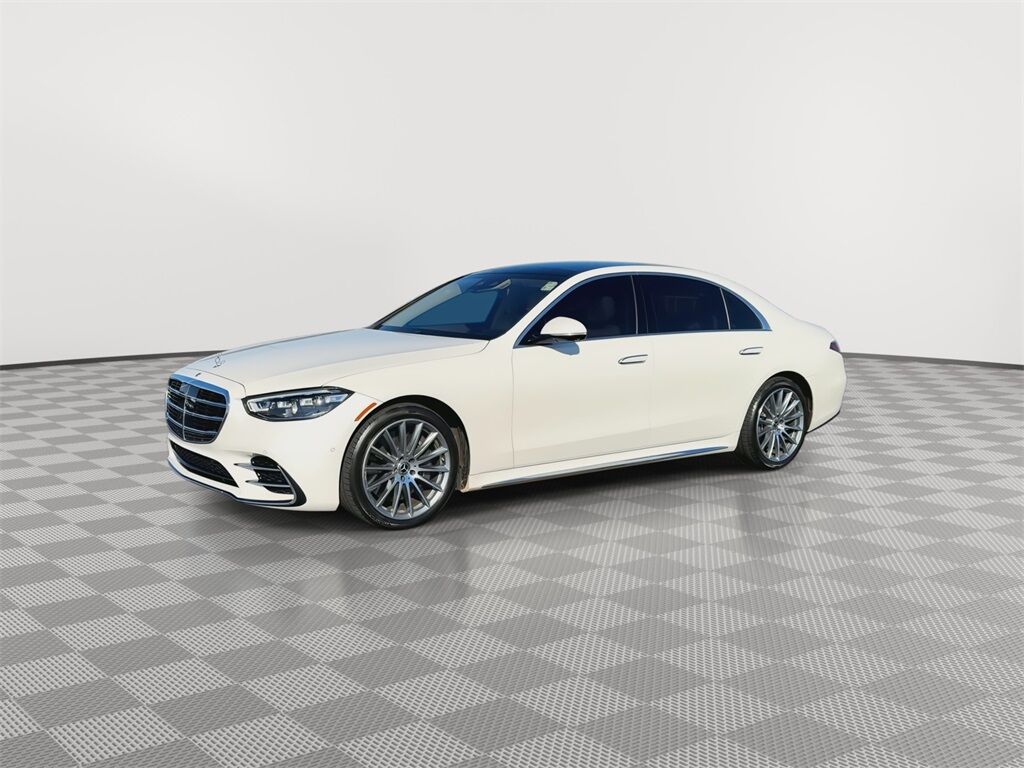 2023 Mercedes Benz S 450 580 photo 4