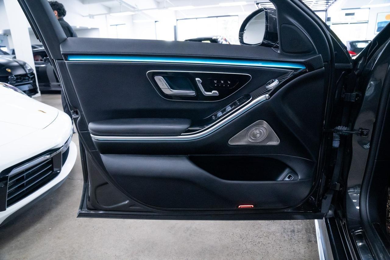 2023 Mercedes-Benz S-Class S 580e Night Package AMG Line Rear Axle Steering Portland OR