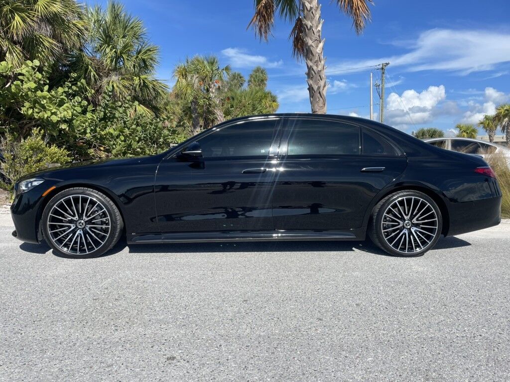 2023 Mercedes-Benz S580 ORIGINAL MSRP $139575~COMFORT PKG~AMG LINE PKG~3D INSTRUMENT CLUSTER~NIGHT PKG~TOO MANY OTIONS TO LIST~ONLINE FINANCE AND SHIPPING AVAILABLE!!!! Sarasota FL