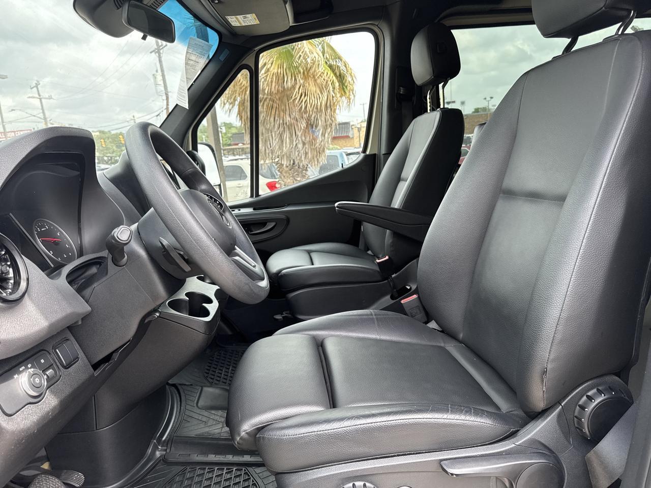 2023 Mercedes-Benz SPRINTER Cargo 144 WB San Antonio TX