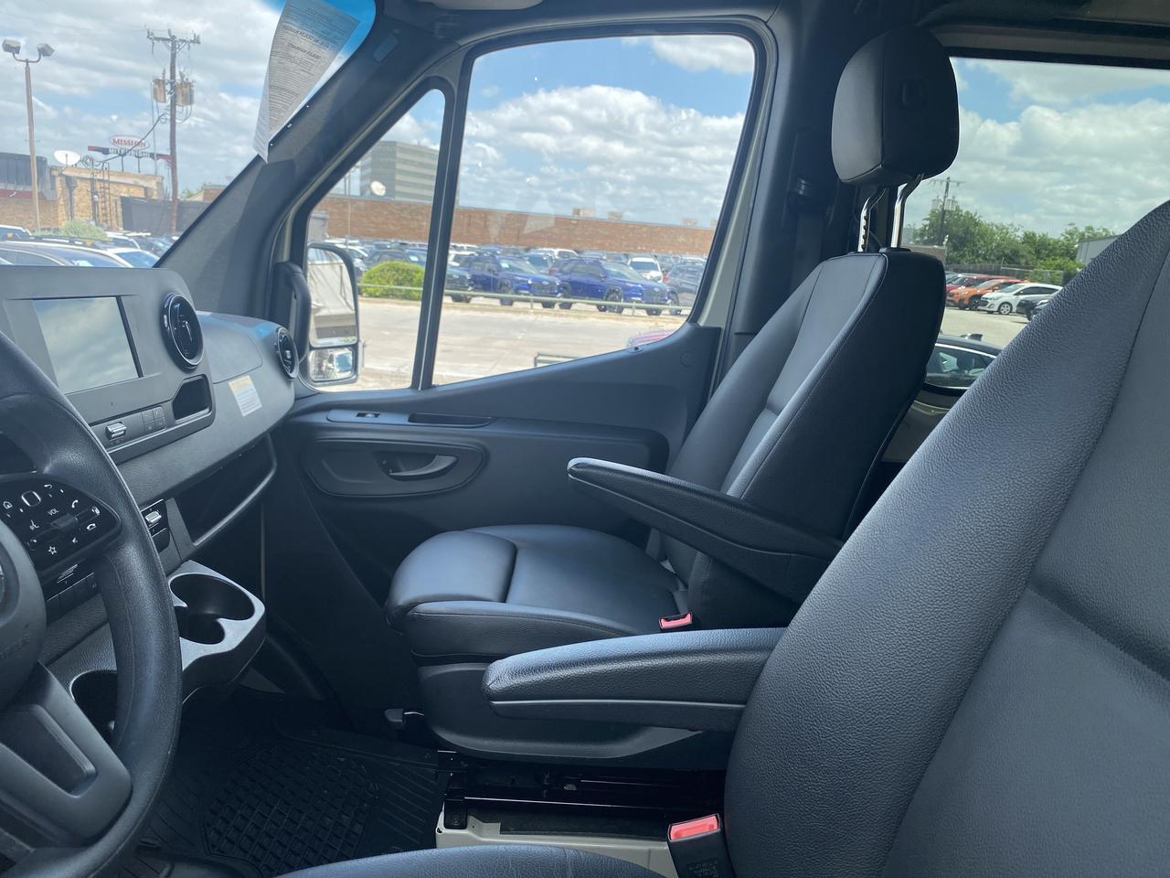 2023 Mercedes-Benz SPRINTER Cargo 144 WB San Antonio TX