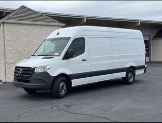 Mercedes-Benz Sprinter 2500 170 Extended High Top Cargo Van  2023