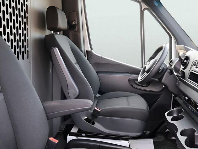 2023 Mercedes-Benz Sprinter 2500 Cargo 144 WB Oshkosh WI