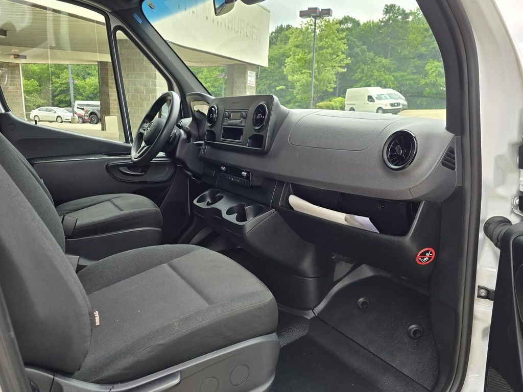 2023 Mercedes-Benz Sprinter 2500 Cargo 170 WB Concord NC