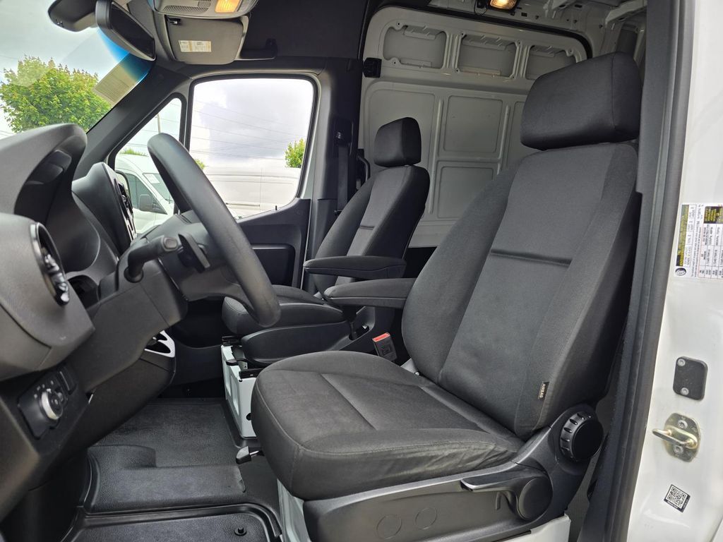 2023 Mercedes-Benz Sprinter 2500 Cargo 170 WB Concord NC