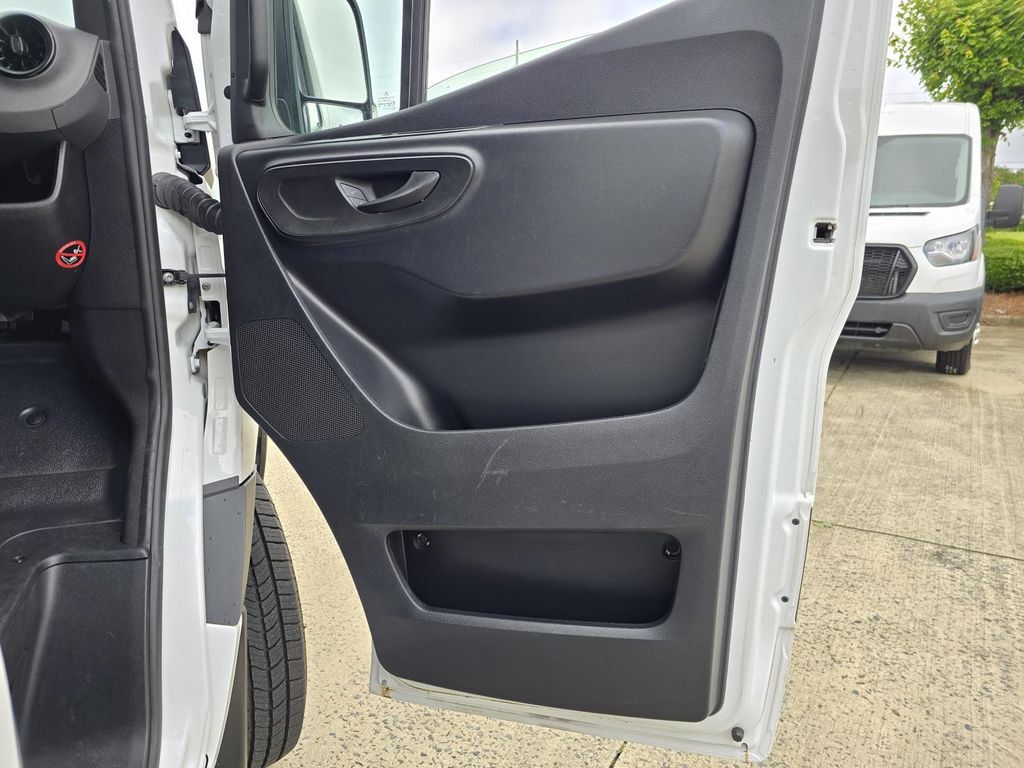 2023 Mercedes-Benz Sprinter 2500 Cargo 170 WB Concord NC