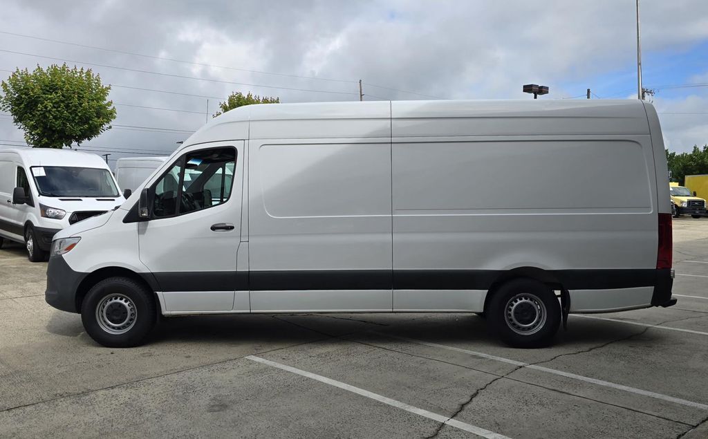 2023 Mercedes-Benz Sprinter 2500 Cargo 170 WB Concord NC