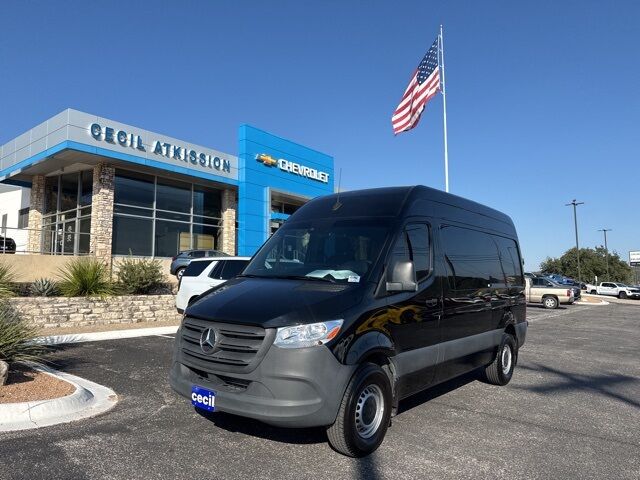 2023 Mercedes-Benz Sprinter 2500 Crew 144 WB