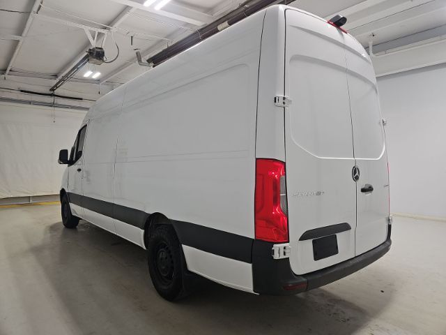 2023 Mercedes-Benz Sprinter 2500 High Roof 4-Cyl Diesel HO