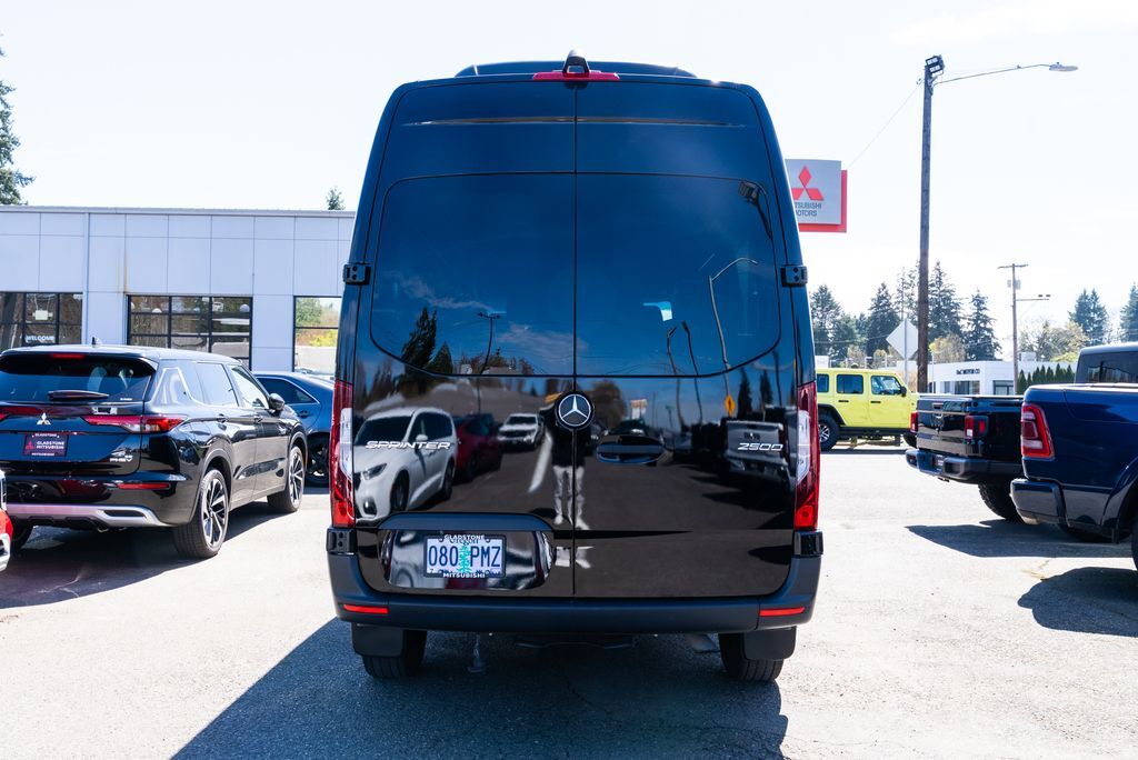 2023 Mercedes-Benz Sprinter 2500 Passenger 144 WB Milwaukie OR