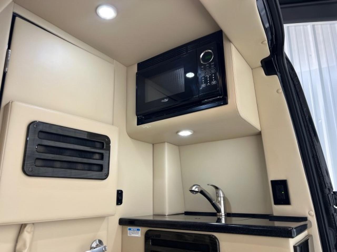 2023 Mercedes-Benz Sprinter 3500XD, 2024 Midwestern Design Luxe Cruiser Houston TX