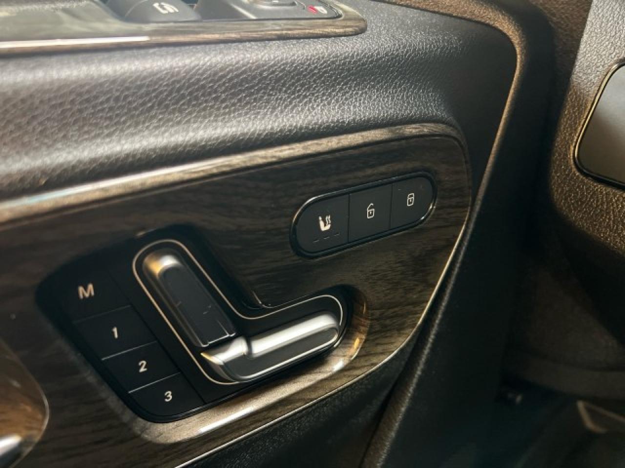 2023 Mercedes-Benz Sprinter 3500XD, 2024 Midwestern Design Luxe Cruiser Houston TX