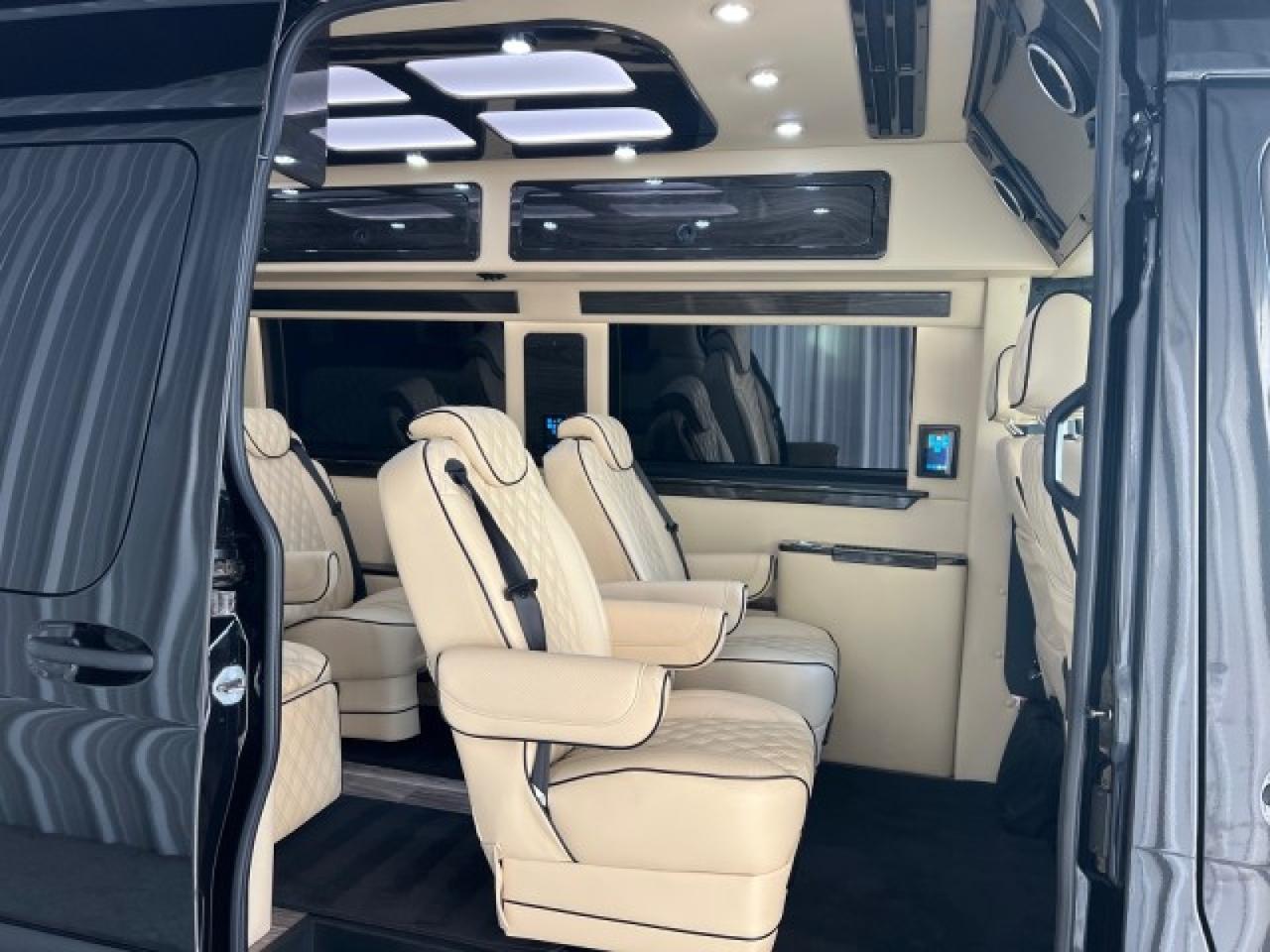 2023 Mercedes-Benz Sprinter 3500XD, 2024 Midwestern Design Luxe Cruiser Houston TX