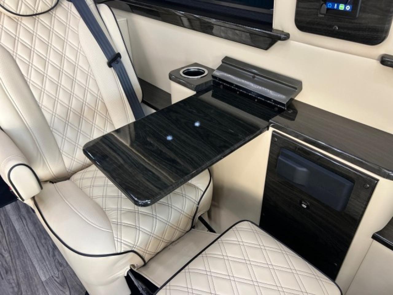 2023 Mercedes-Benz Sprinter 3500XD, 2024 Midwestern Design Luxe Cruiser Houston TX