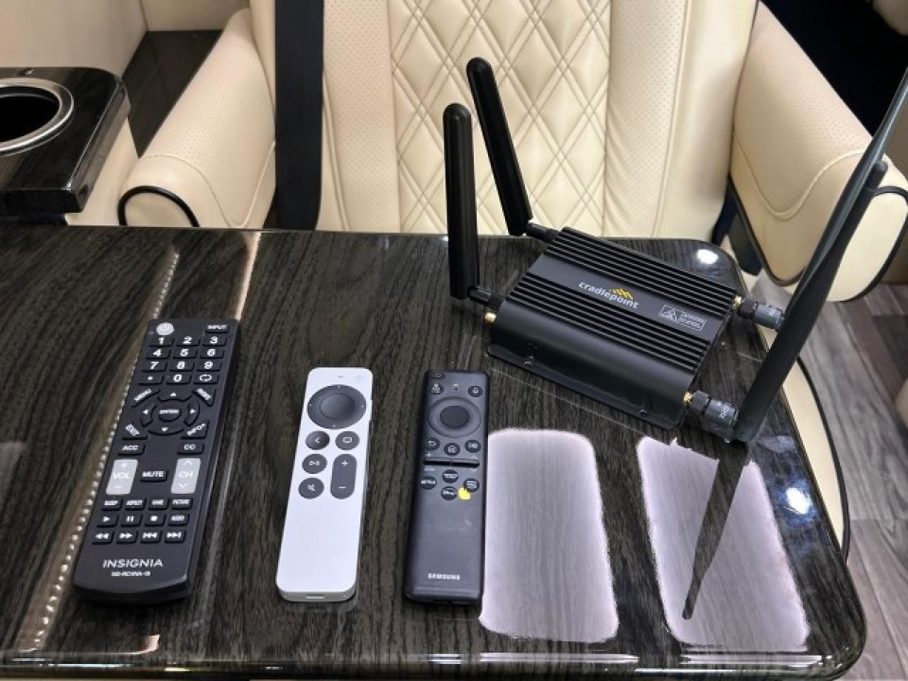 2023 Mercedes-Benz Sprinter 3500XD, 2024 Midwestern Design Luxe Cruiser Houston TX