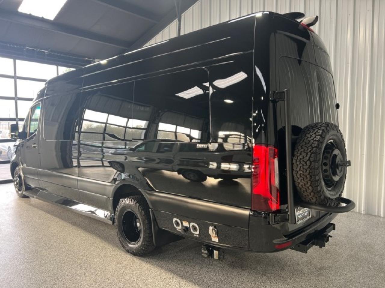 2023 Mercedes-Benz Sprinter 3500XD, 2024 Midwestern Design Luxe Cruiser Houston TX