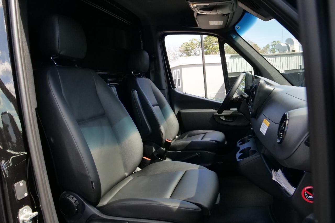 2023 Mercedes-Benz Sprinter 3500XD DRW / Knapheide Landscaper Body / Diesel! Lincolnton NC