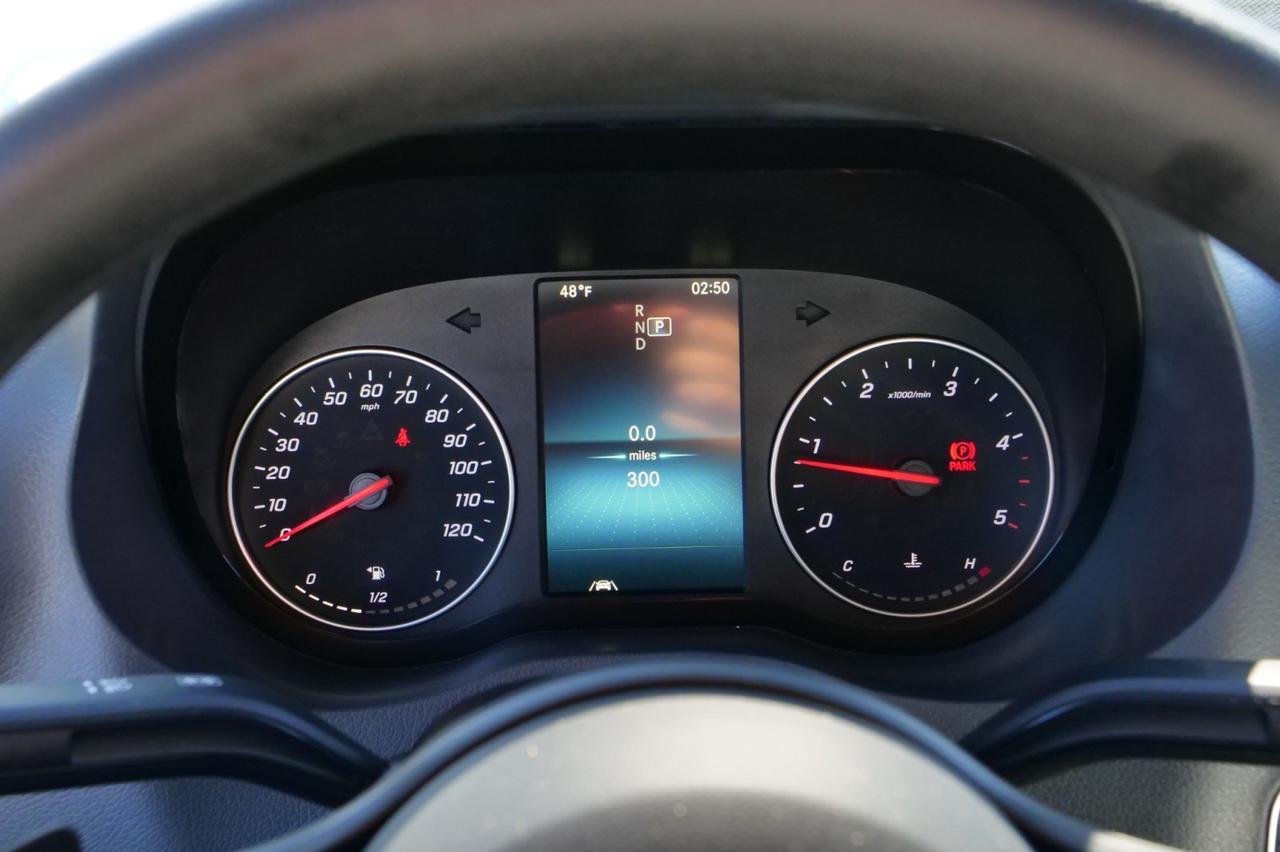 2023 Mercedes-Benz Sprinter 3500XD / Dump Bed / AWD / HO Turbo Diesel! Lincolnton NC