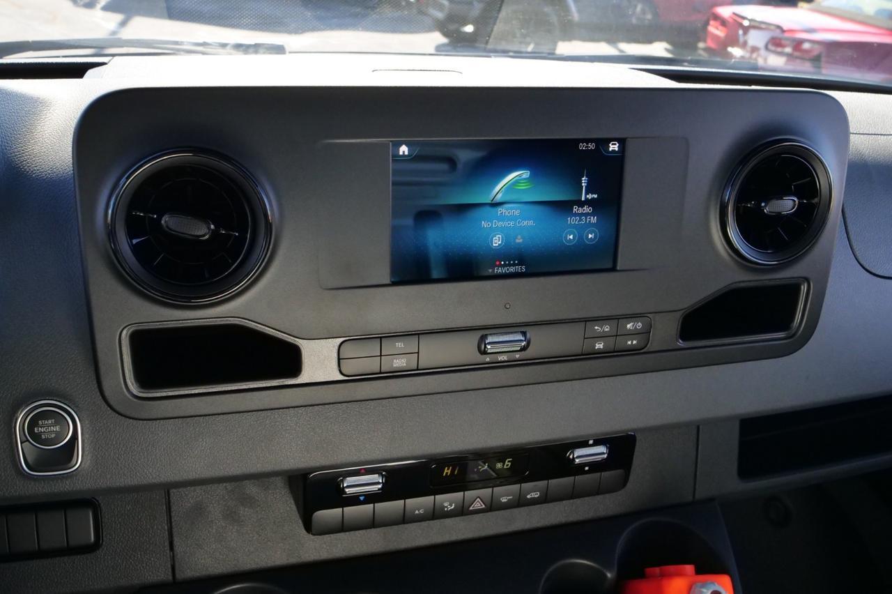 2023 Mercedes-Benz Sprinter 3500XD / Dump Bed / AWD / HO Turbo Diesel! Lincolnton NC