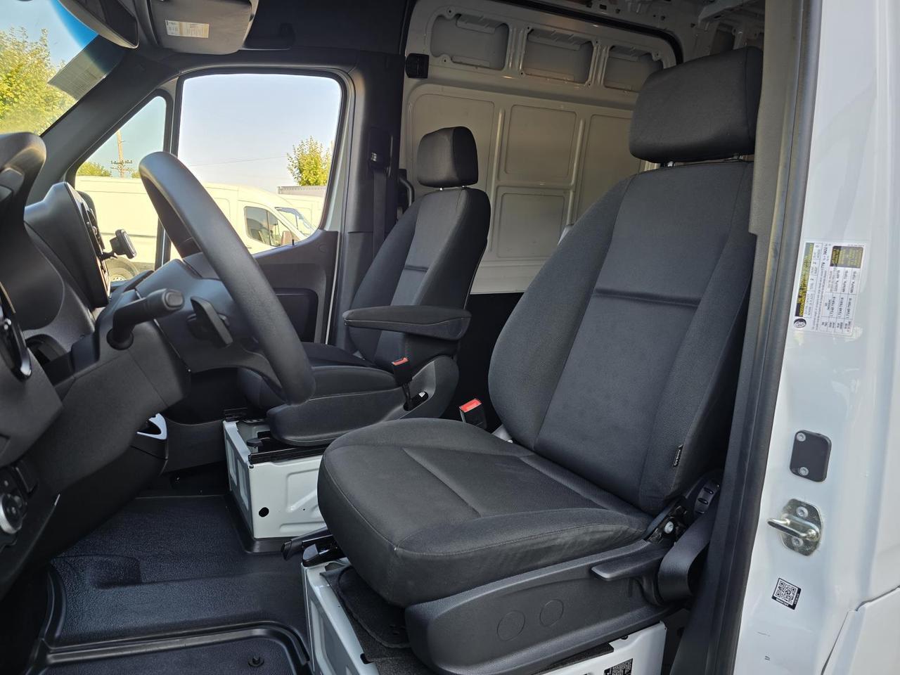 2023 Mercedes-Benz Sprinter Cargo Van 2500 High Roof 170WB RWD Concord NC