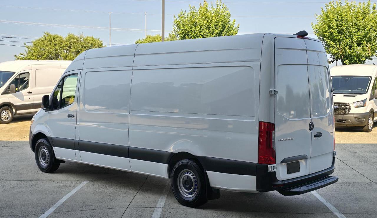 2023 Mercedes-Benz Sprinter Cargo Van 2500 High Roof 170WB RWD Concord NC