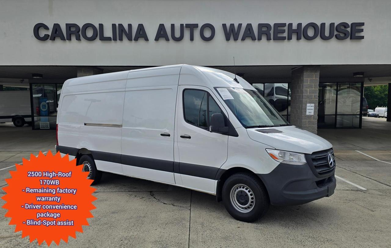 2023 Ford Transit Cargo Van photo 42
