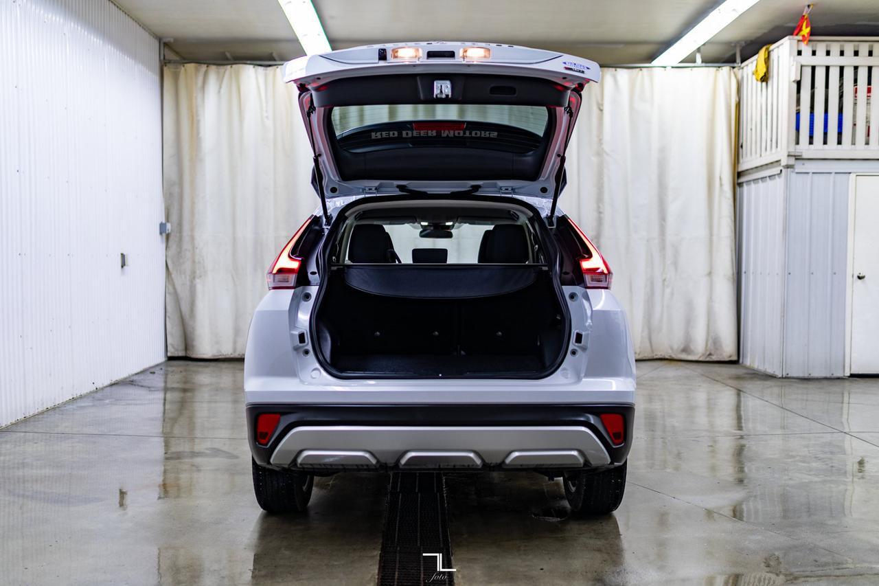 2023 Mitsubishi Eclipse Cross AWD SE BCam Red Deer AB