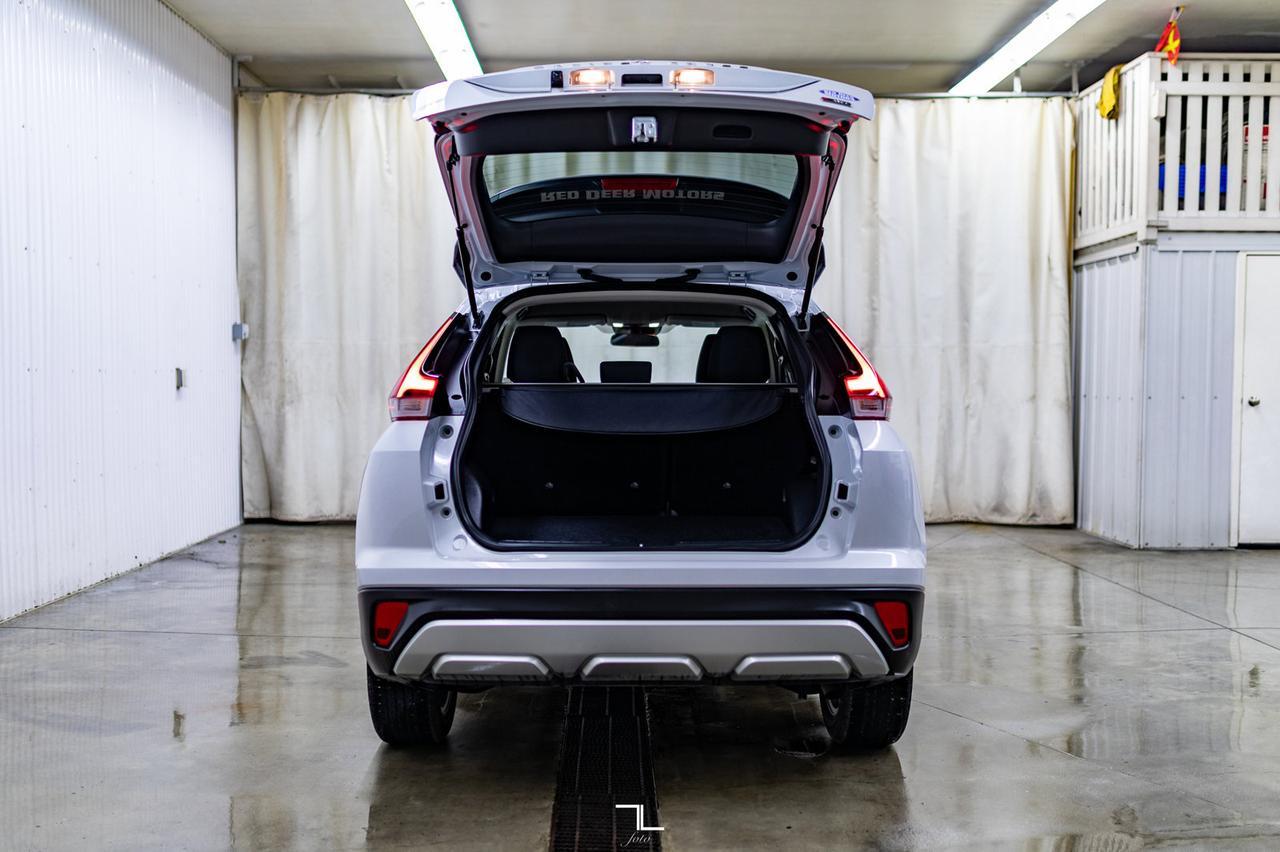 2023 Mitsubishi Eclipse Cross AWD SE BCam Red Deer AB