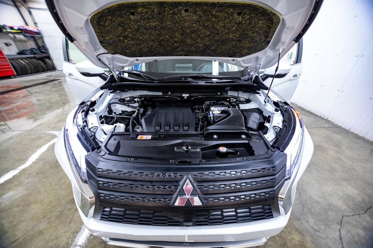 2023 Mitsubishi Eclipse Cross AWD SE BCam Red Deer AB