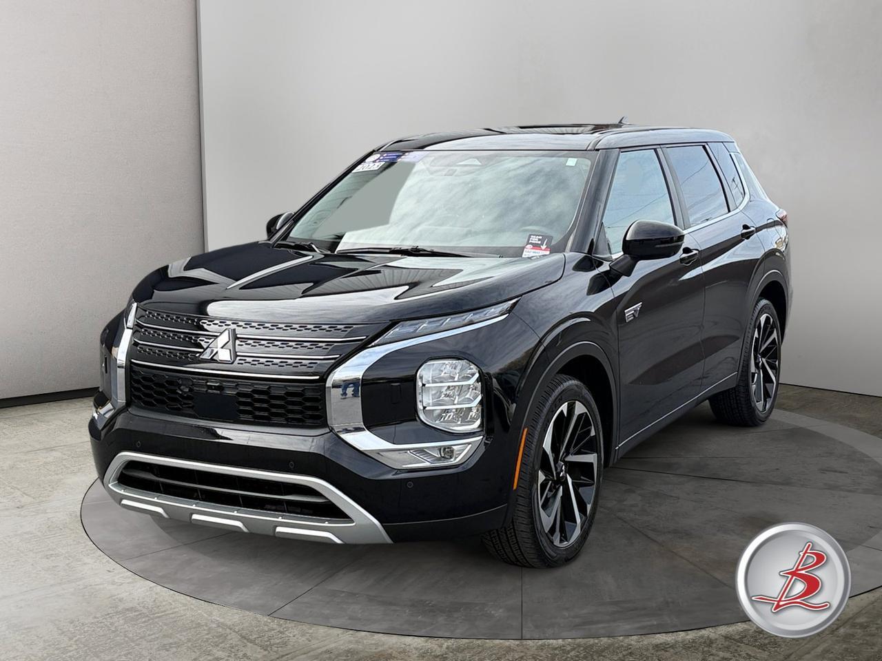 2023 Mitsubishi OUTLANDER PHEV SE