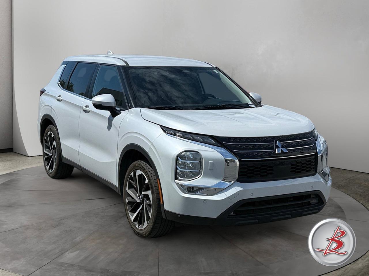 2023 Mitsubishi OUTLANDER SE Special Edition
