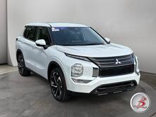 Mitsubishi OUTLANDER SE Special Edition 2023