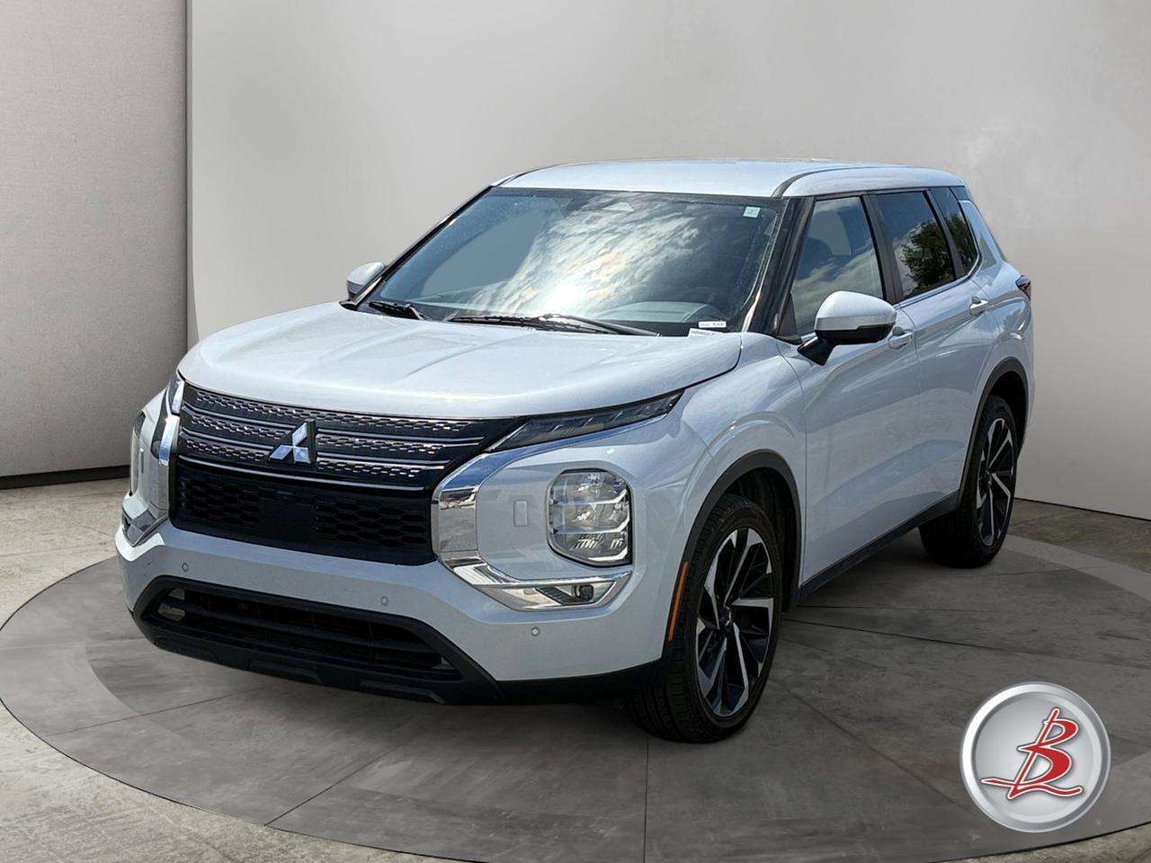2023 Mitsubishi OUTLANDER SE Special Edition