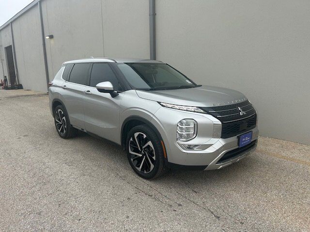 2023 Mitsubishi Outlander New Braunfels TX