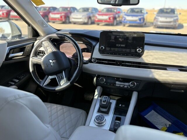 2023 Mitsubishi Outlander PHEV GT Whitecourt AB