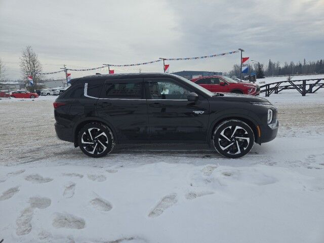 2023 Mitsubishi Outlander PHEV LE Whitecourt AB