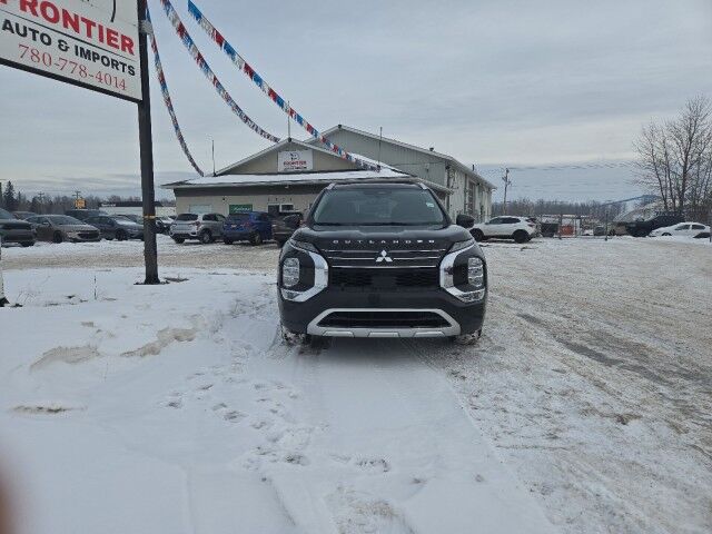 2023 Mitsubishi Outlander PHEV LE Whitecourt AB