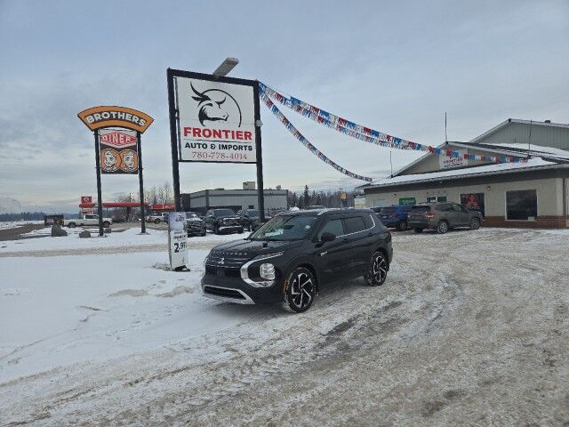 2023 Mitsubishi Outlander PHEV LE