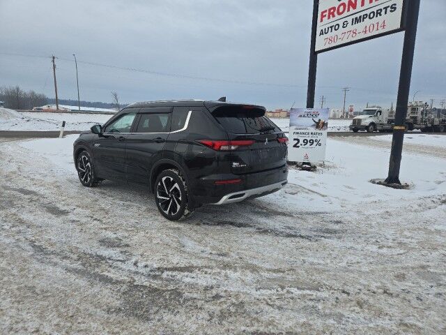 2023 Mitsubishi Outlander PHEV LE Whitecourt AB