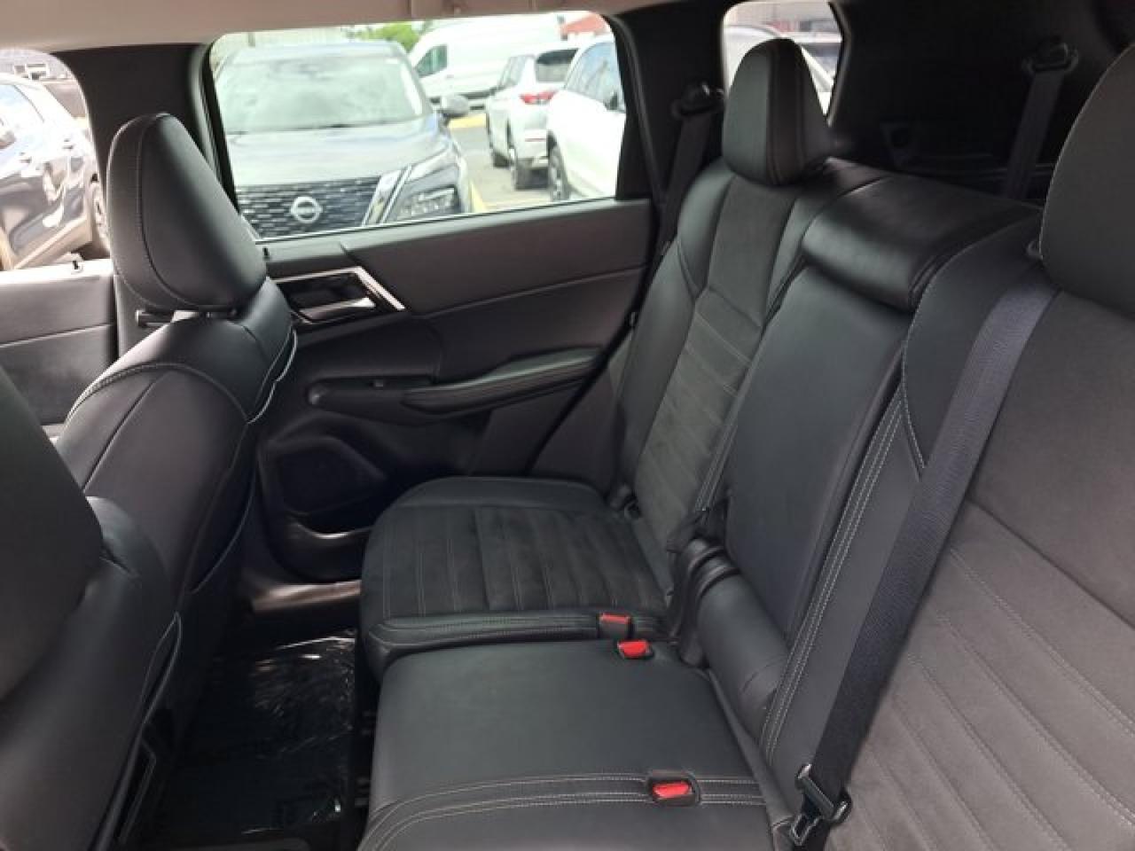 2023 Mitsubishi Outlander PHEV SE Lake Worth FL