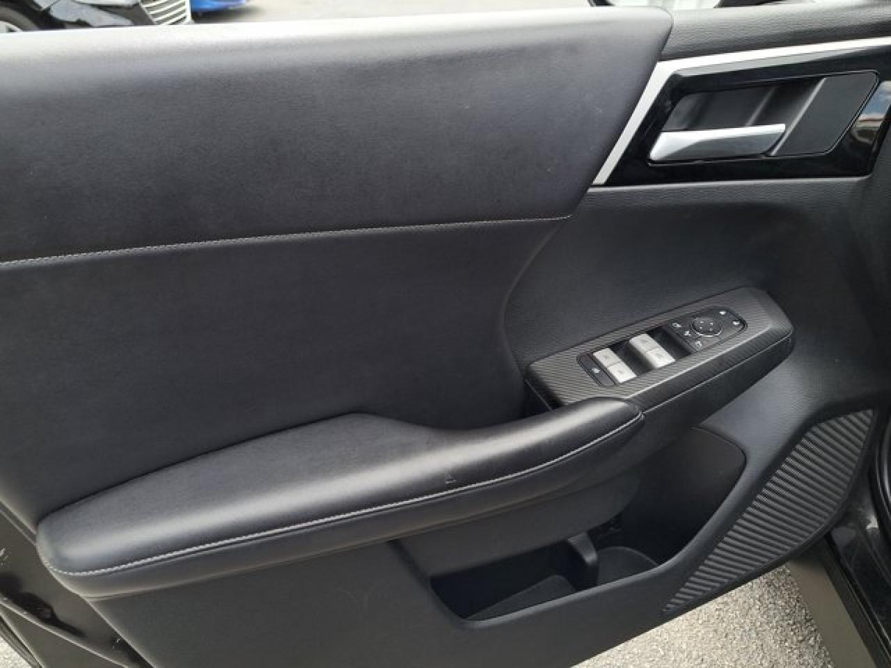 2023 Mitsubishi Outlander PHEV SE Lake Worth FL